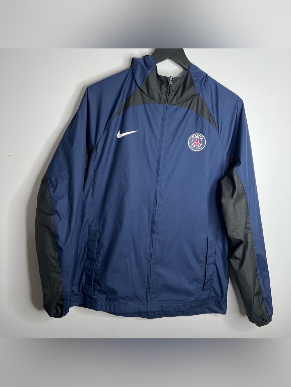 Nike Paris Saint Germain AWF Jacket Mens Medium Blue PSG 2022 2023 DN1185-410